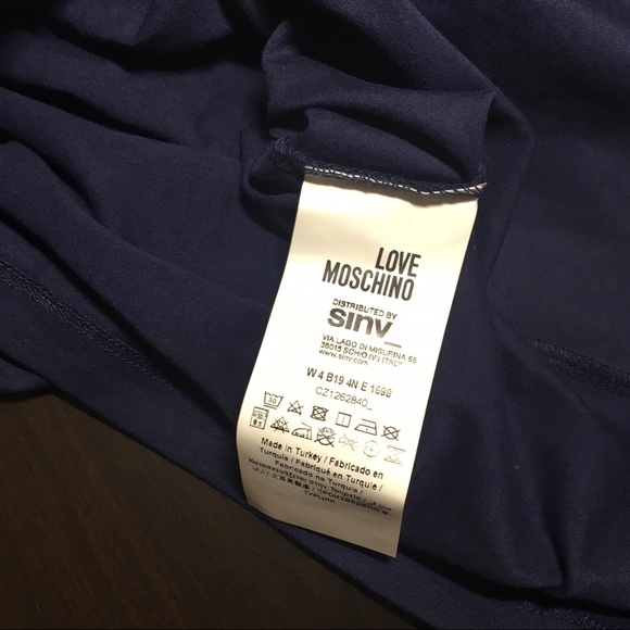 NWT Love Moschino navy women’s T-shirt size US 2 - Picture 7 of 9